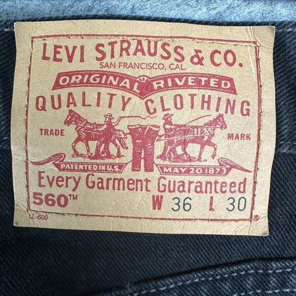 Vintage Levi's 560 Jeans Men 36x30 Black Baggy Denim Loose Fit Tapered Leg - Picture 6 of 15
